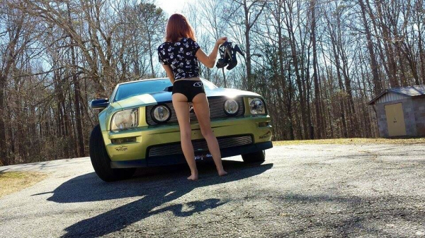 Karli Perry for ShockerRacingGirls with a Mustang GT_2