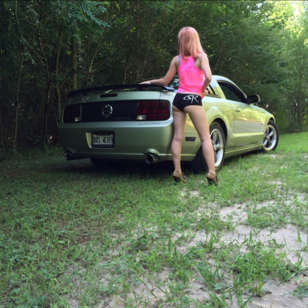 More pics from a June 2015 Shoot with Karli Perry_7