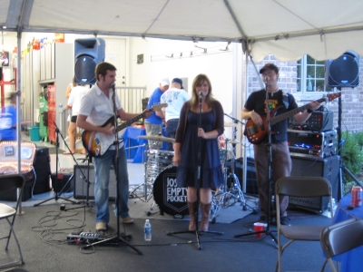 Josh and the Empty Pockets Performing at the 2009 Car-B-Que