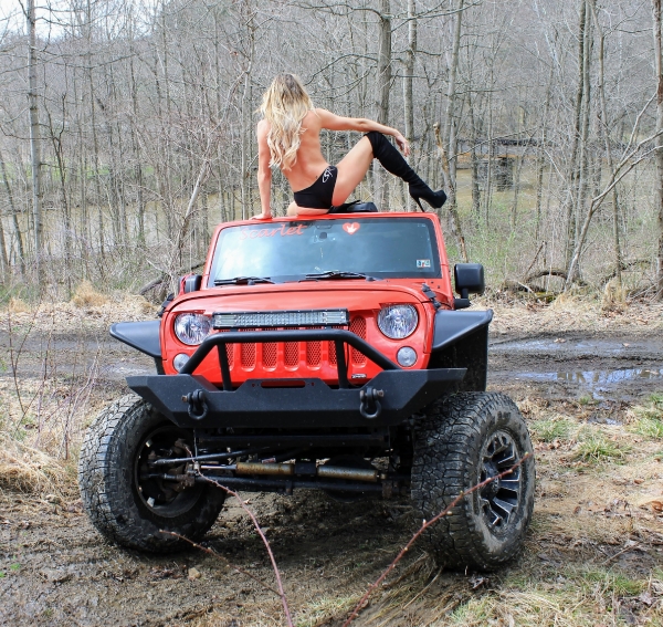 Nicole Lynn aka Mopar Model_9