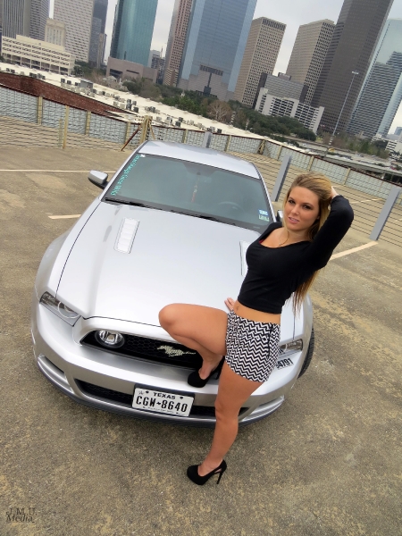 Sarah Sewell with her Mustang GT for ShockerRacingGirls_2