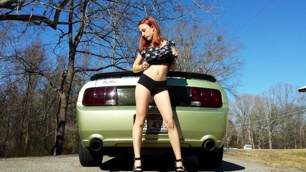 Karli Perry for ShockerRacingGirls with a Mustang GT_2