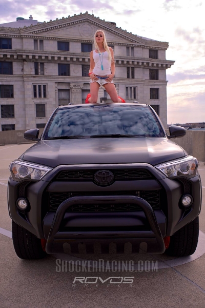 Lisa Simpson aka Mrs Rovos Wheels with her Toyota 4Runner