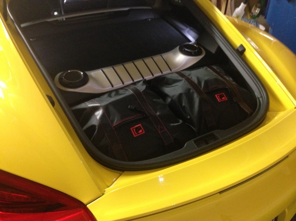Schnell Autosports Luggage for Porsche Road Trip_1