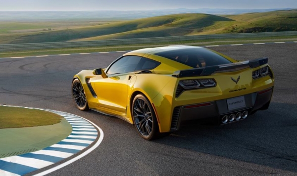 2015 Chevrolet Corvette Z06 625hp and 635tq