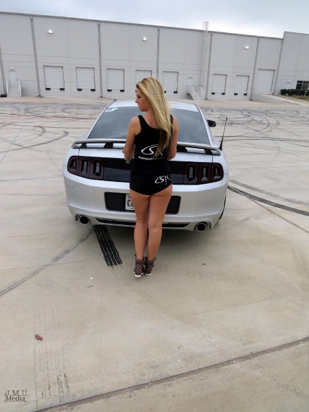 Sarah Sewell with her Mustang GT for ShockerRacingGirls_5