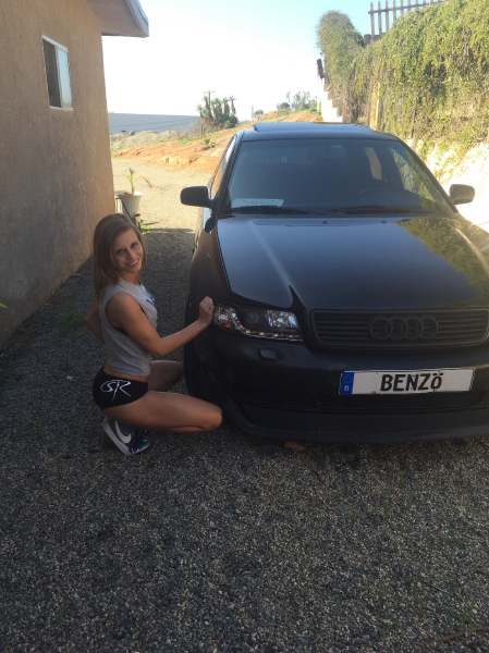 Zelanna Sessions with her 1999 Audi A4_9