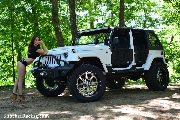 Bex Russ for ShockerRacingGirls with a pair of Jeeps_5