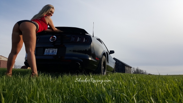 Jennifer Combs with her Ford Mustang GT_10