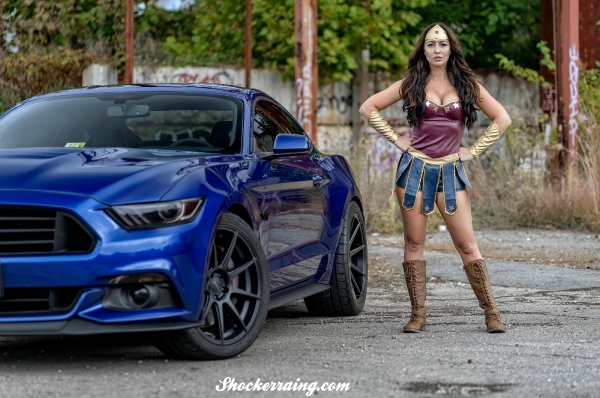 Bex Russ as Wonder Woman for ShockerRacing Halloween 2017_3