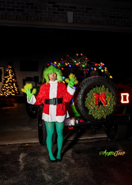 Mojito Jeep JL Wrangler Christmas Photoshoot_7