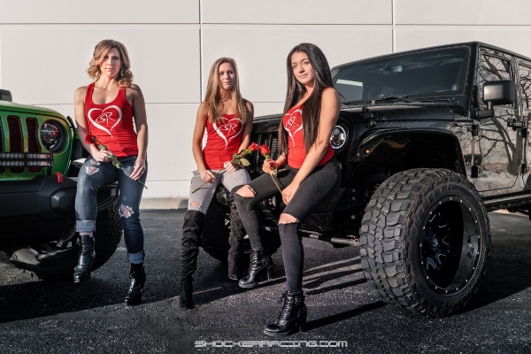 Winter Jeep Photo Shoot with JR Photon featuring Jeep Girls_4