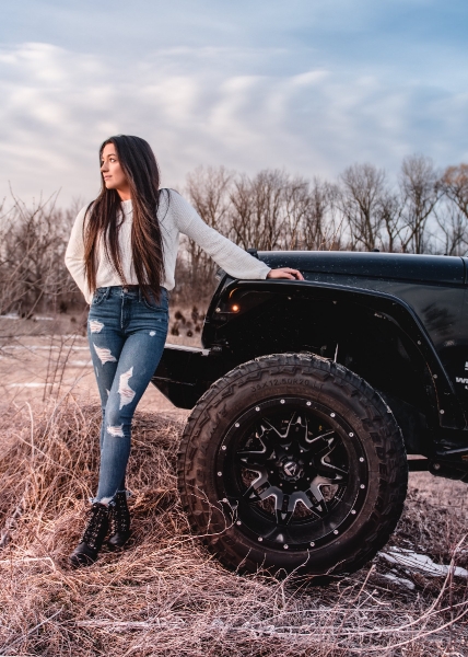 Winter Jeep Photo Shoot with JR Photon featuring Jeep Girls_1