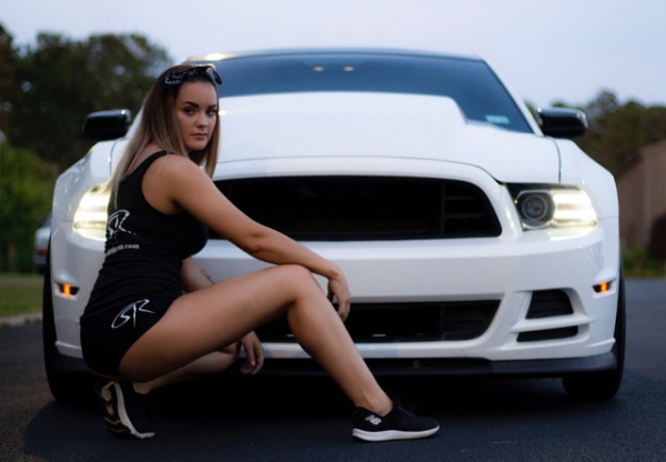 Laura Russell joins the ShockerRacing Girls